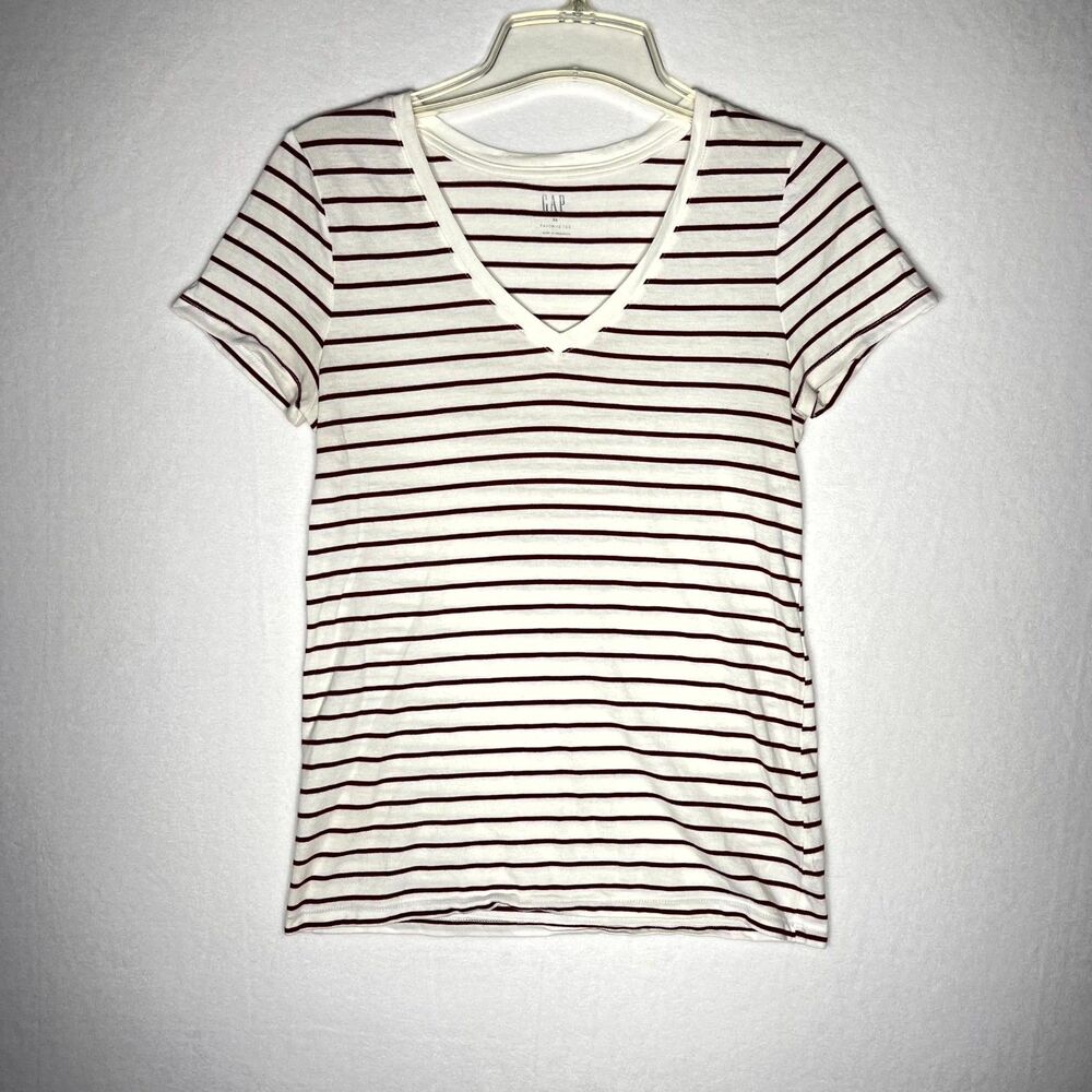 Gap Favorite Tee Red/White Striped vee neck‎ Tshirt Ladies Size XS